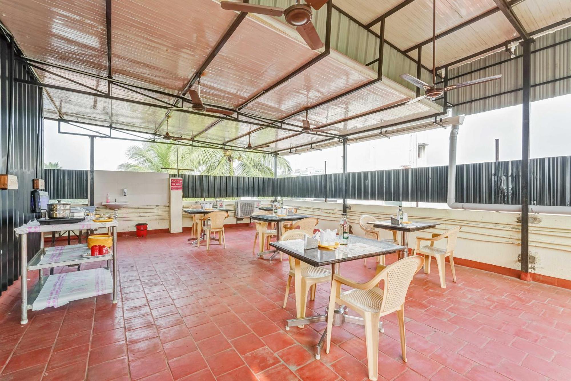 Season 4 Residences: Tech Hub Convenience in Thiruvanmiyur Chennai Exterior photo