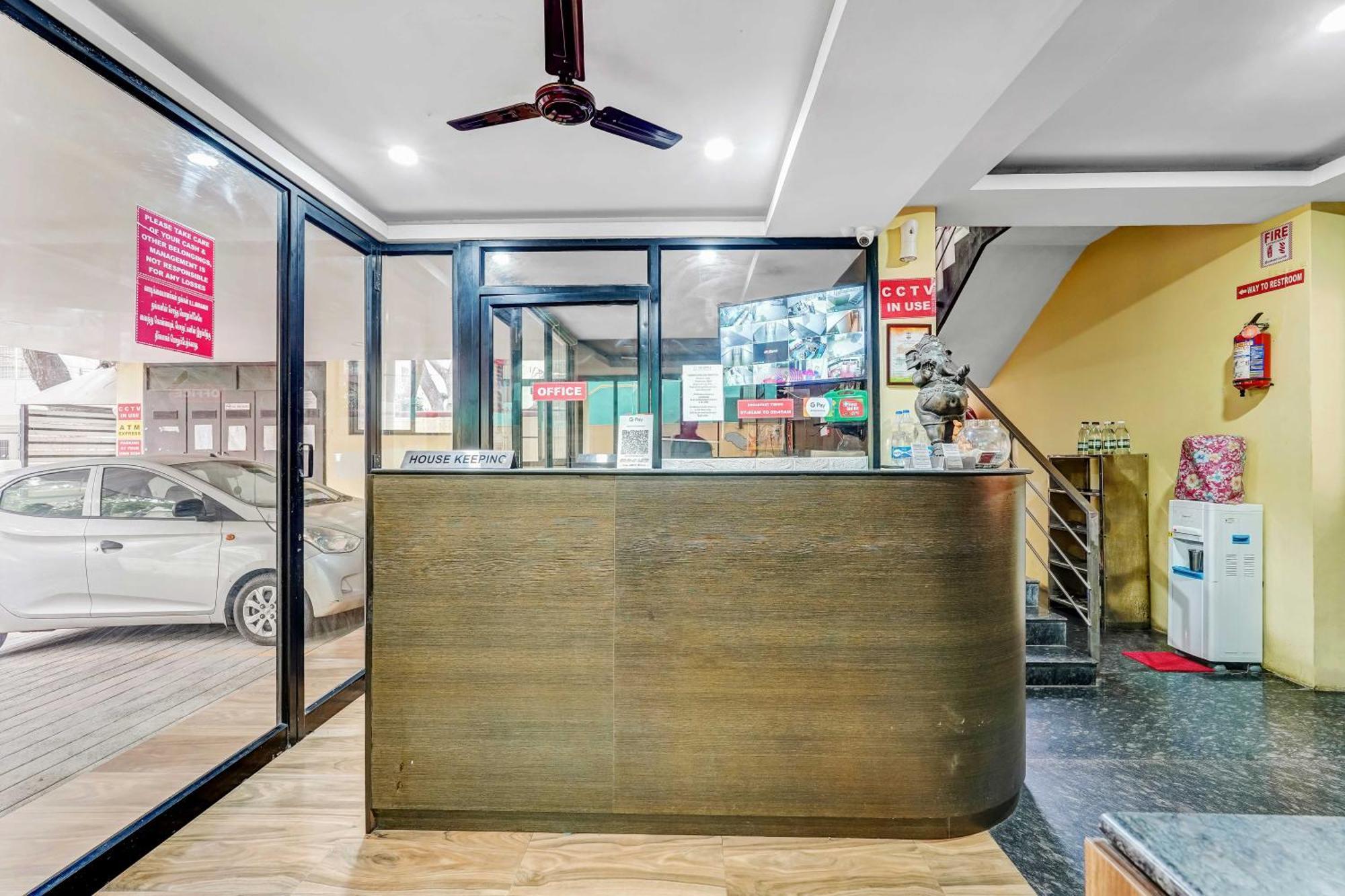 Season 4 Residences: Tech Hub Convenience in Thiruvanmiyur Chennai Exterior photo