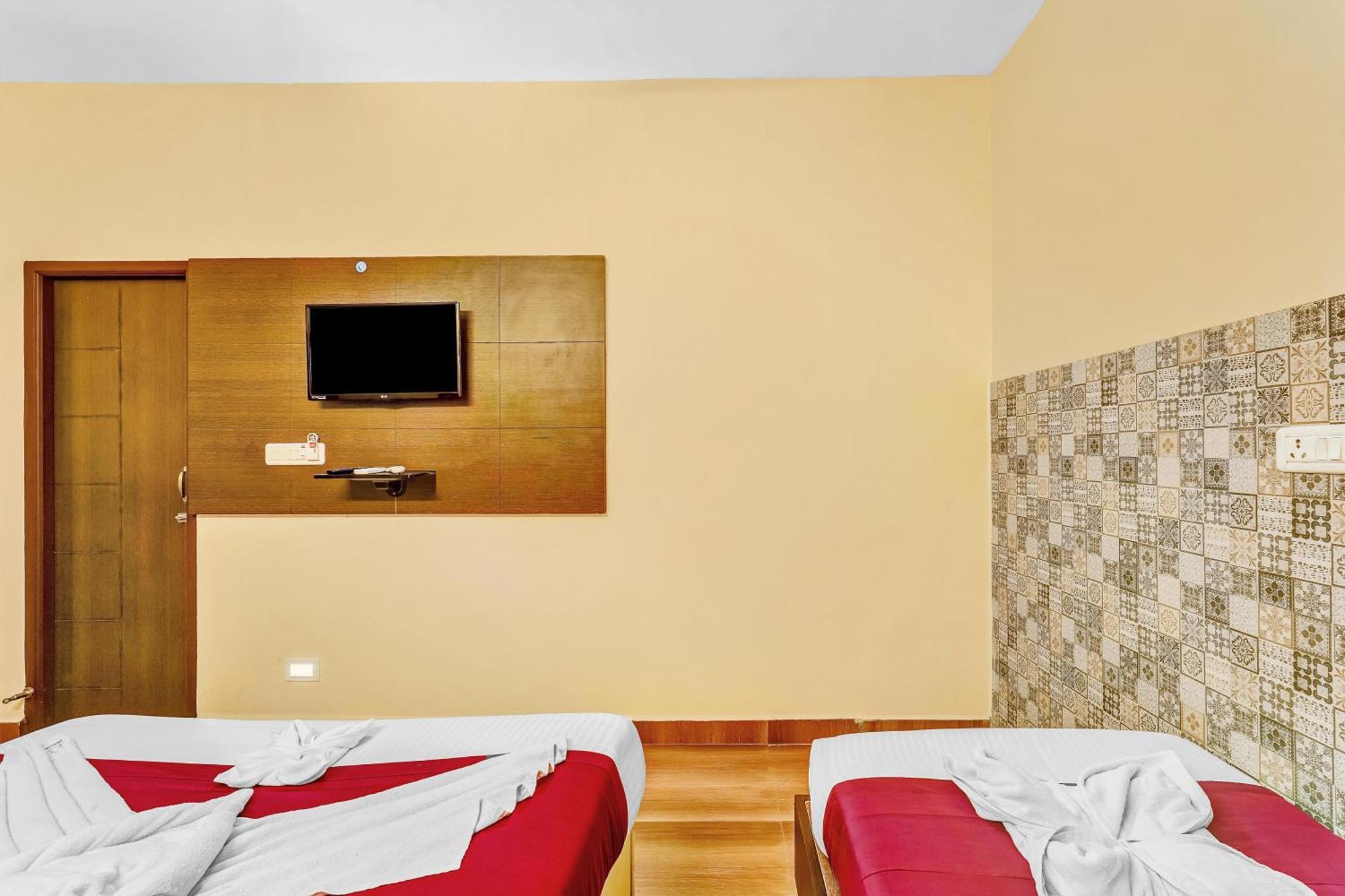 Season 4 Residences: Tech Hub Convenience in Thiruvanmiyur Chennai Exterior photo