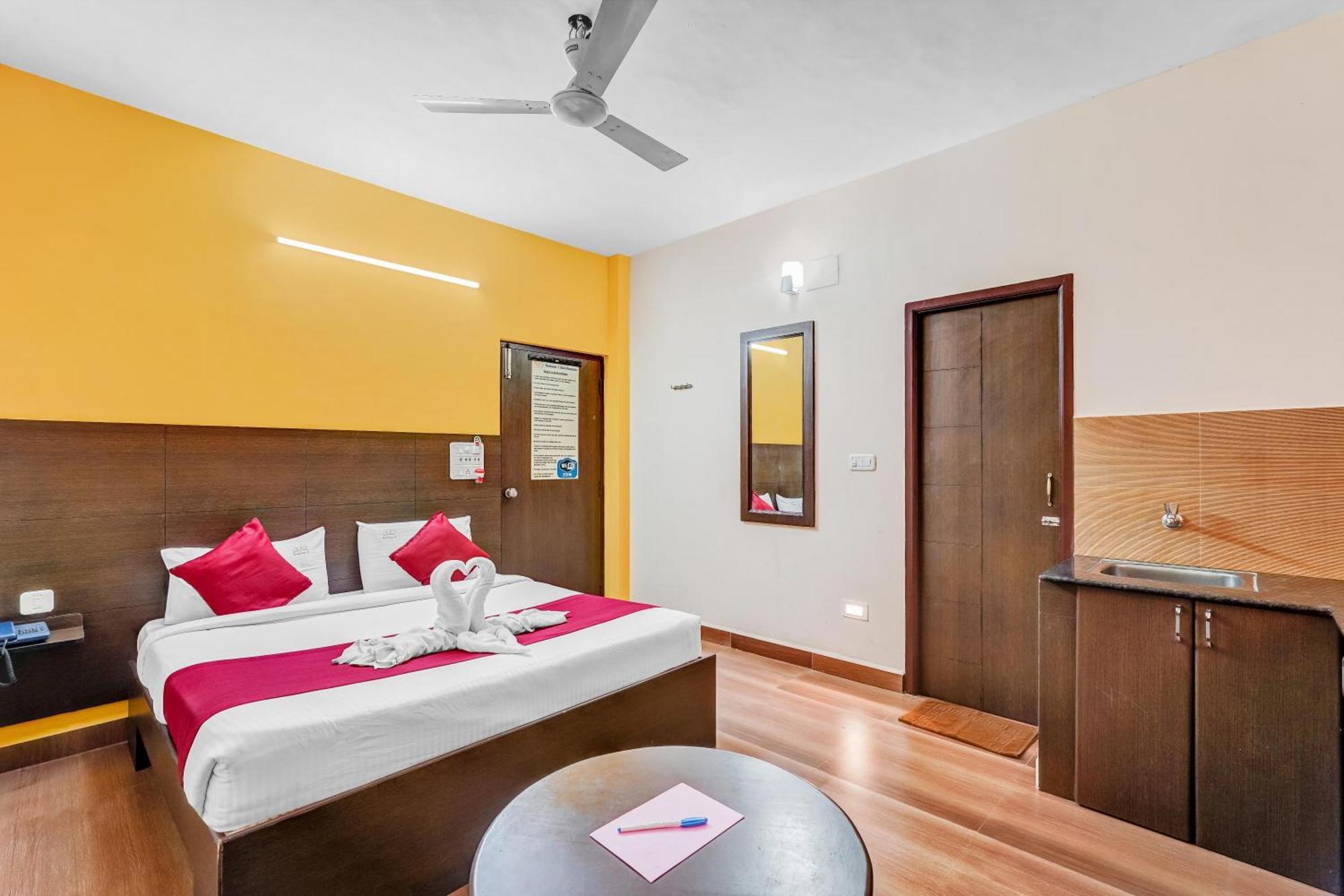 Season 4 Residences: Tech Hub Convenience in Thiruvanmiyur Chennai Exterior photo